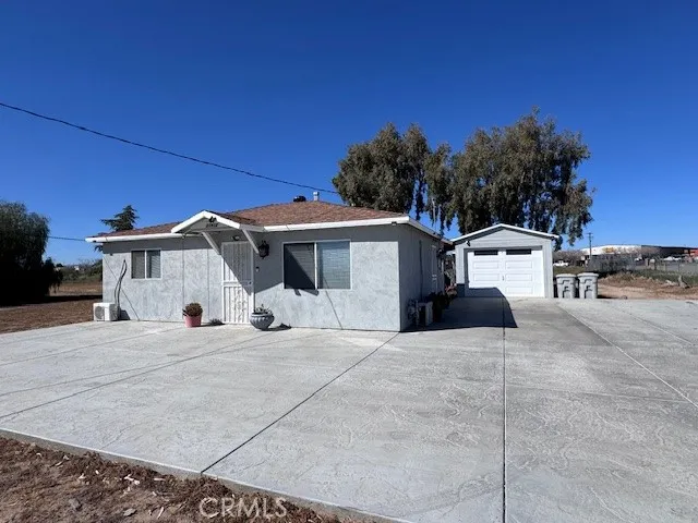 11918 Hemlock, Hesperia, California 92345