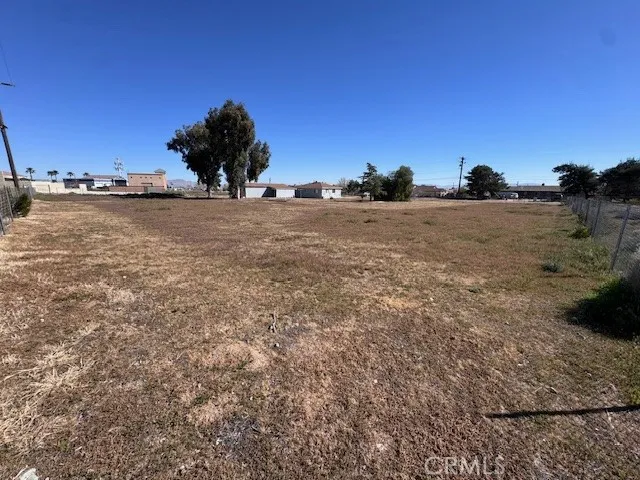 11918 Hemlock, Hesperia, California 92345