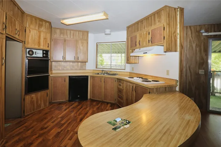 6773 Sayre, Nice, California 95464