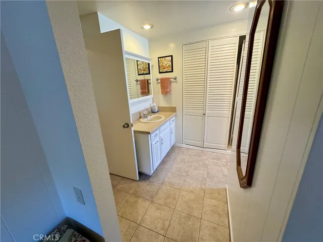900 Ronda Sevilla #c C, Laguna Woods, California 92637