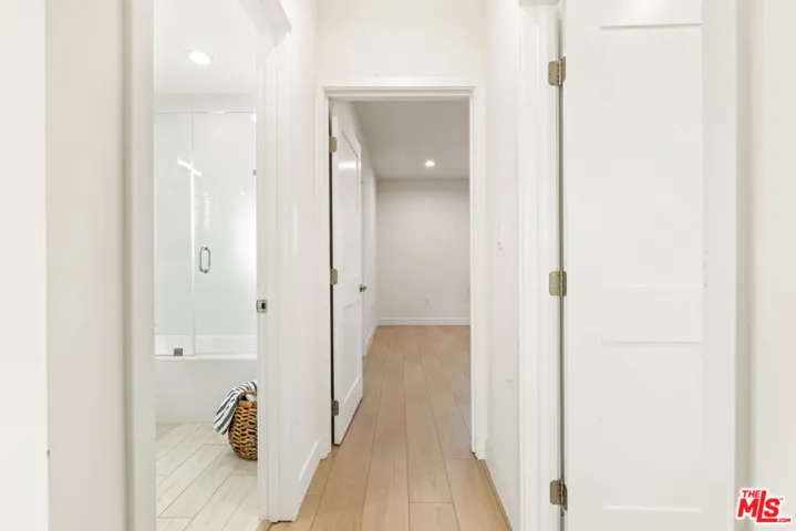 2-story ADU - hallyway