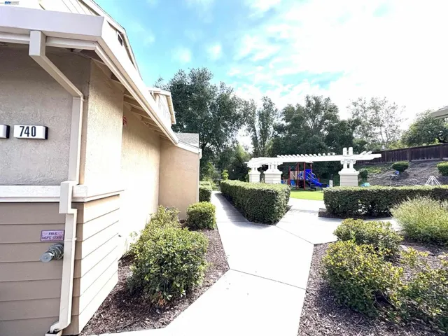 Side of Townhouse Common Playground/garden