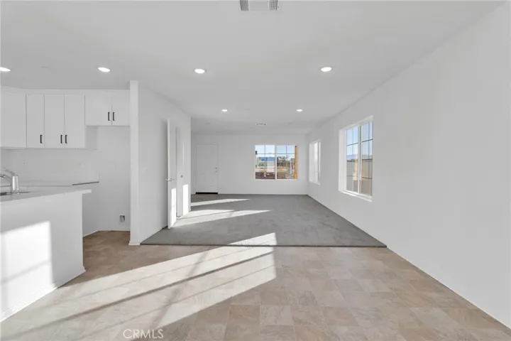 10158 Kemper Avenue, Adelanto, California 92301