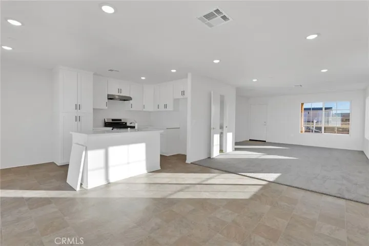 10158 Kemper Avenue, Adelanto, California 92301