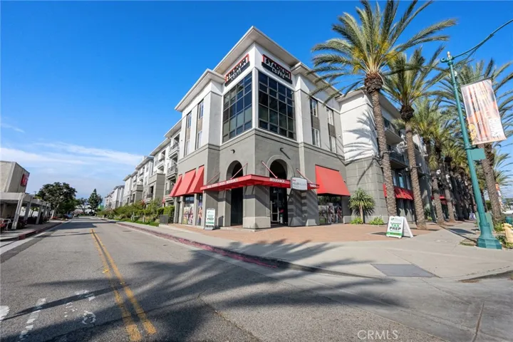 Stadium Lofts are located at Katella & St College