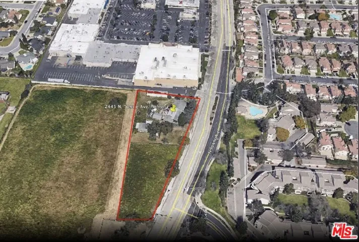 2445 N Towne Avenue, Pomona, California 91767
