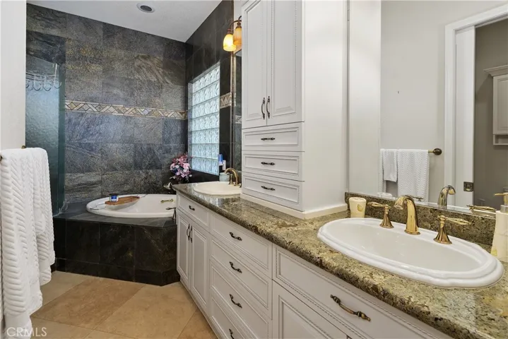 Main bathroom
