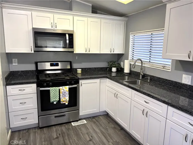 21515 Placerita Canyon 26, Newhall, California 91321
