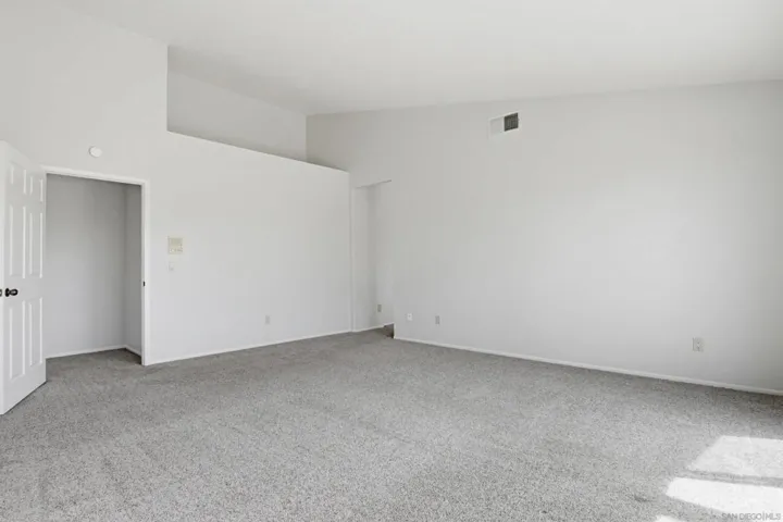 65 Via Casitas, Bonsall, California 92003