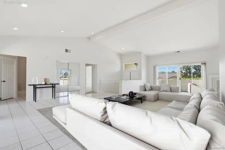 65 Via Casitas, Bonsall, California 92003