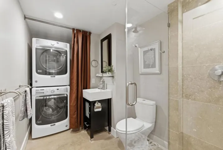 2974 E Cliff Drive, Santa Cruz, California 95062