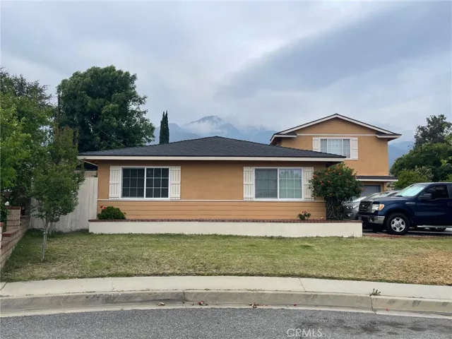 NEW EXTERIOR PAINT