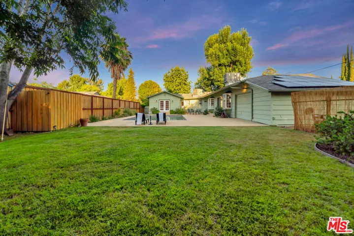 6001 Oakdale Avenue, Woodland Hills, California 91367