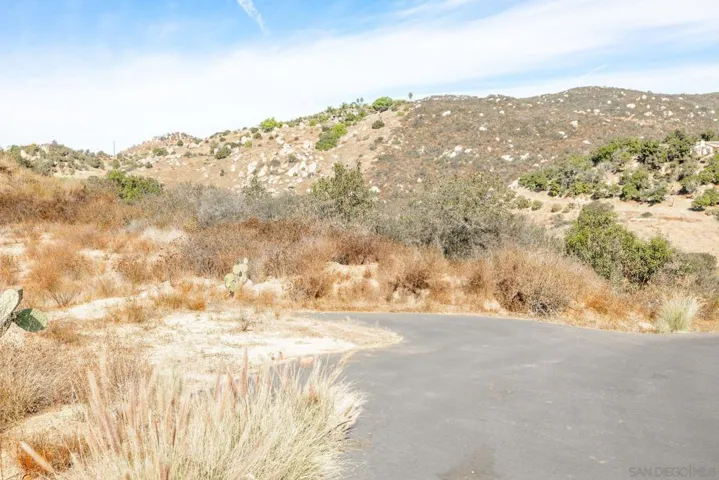 3038 Joni, San Marcos, California 92069