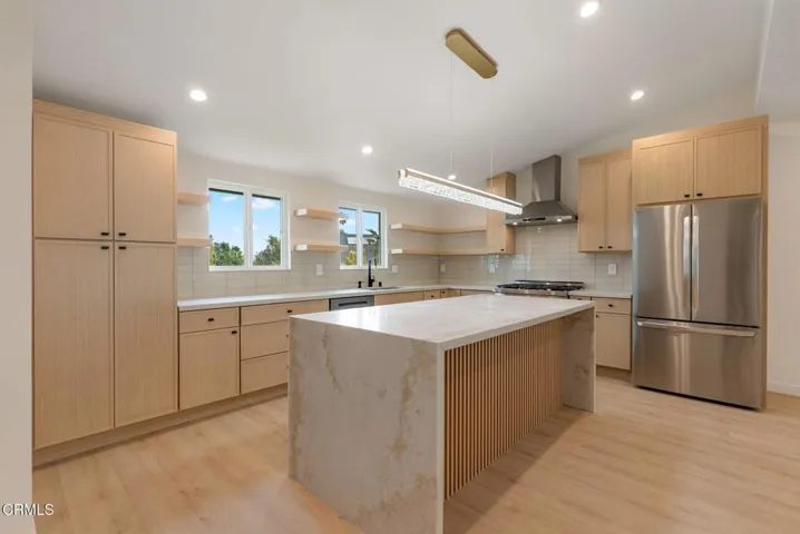 16-web-or-mls-17254-warrington-dr