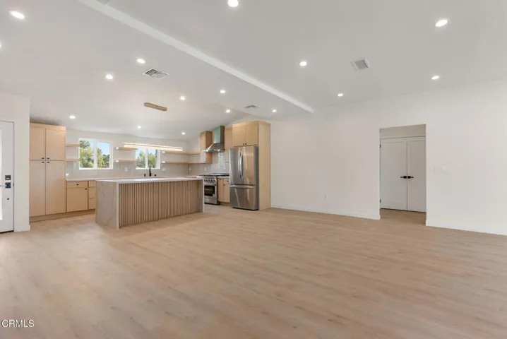 9-web-or-mls-17254-warrington-dr