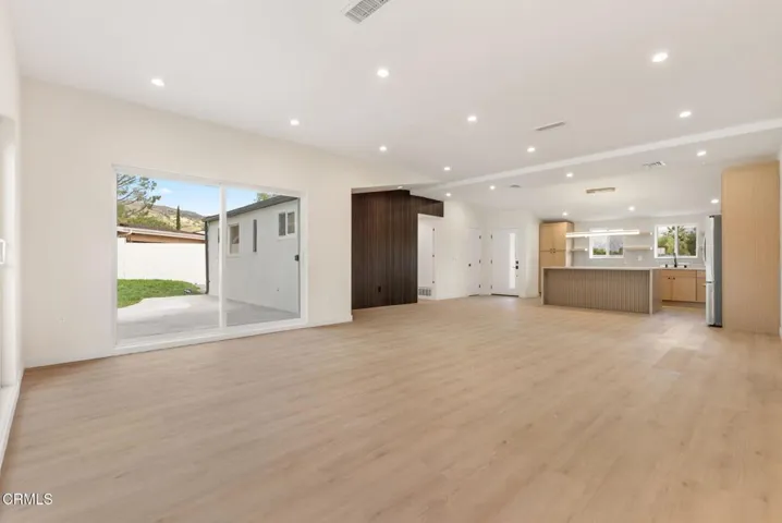 12-web-or-mls-17254-warrington-dr