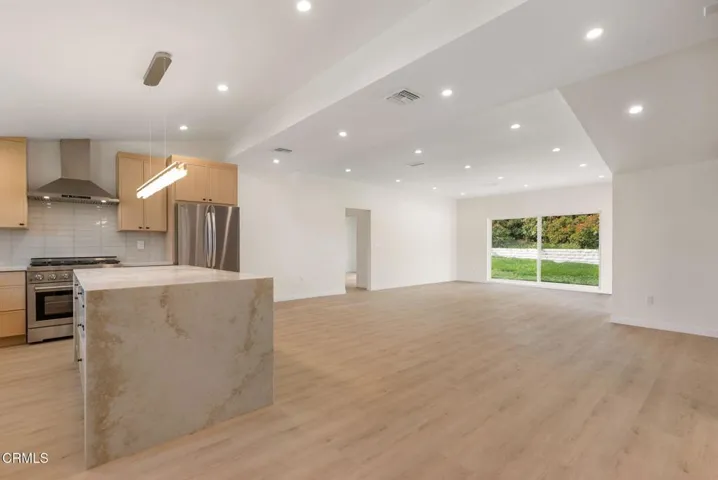 20-web-or-mls-17254-warrington-dr