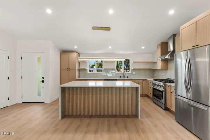 15-web-or-mls-17254-warrington-dr