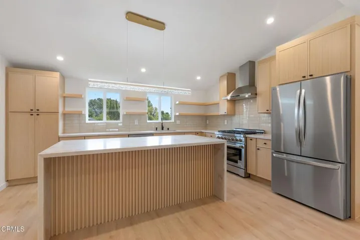 17-web-or-mls-17254-warrington-dr