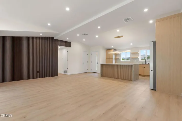 10-web-or-mls-17254-warrington-dr