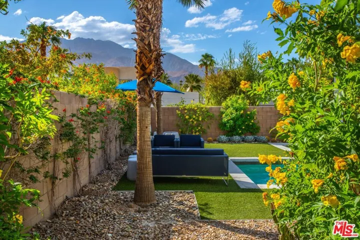 4304 Vantage Lane, Palm Springs, California 92262