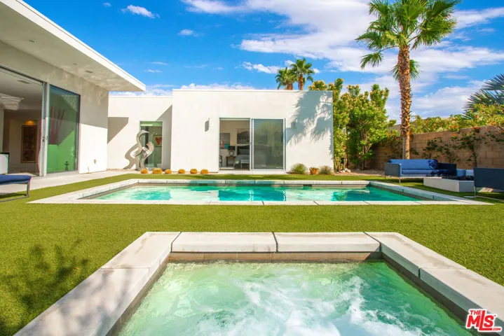 4304 Vantage Lane, Palm Springs, California 92262