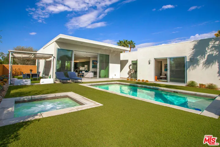 4304 Vantage Lane, Palm Springs, California 92262
