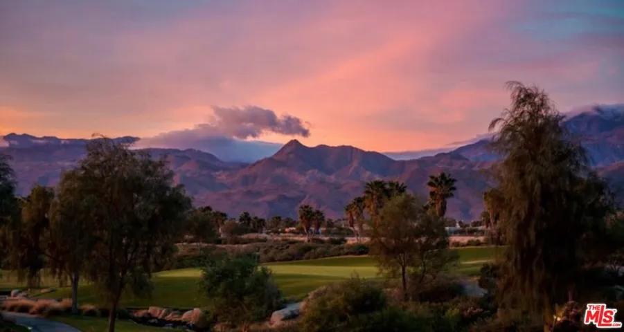 4304 Vantage Lane, Palm Springs, California 92262