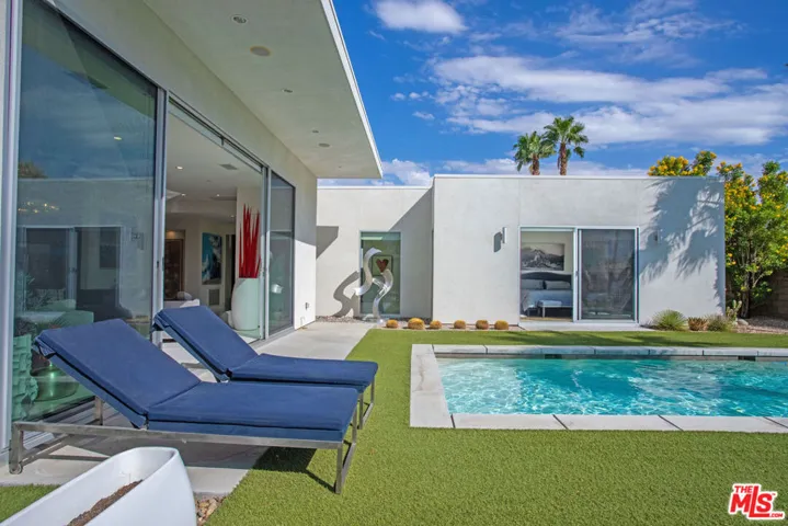 4304 Vantage Lane, Palm Springs, California 92262