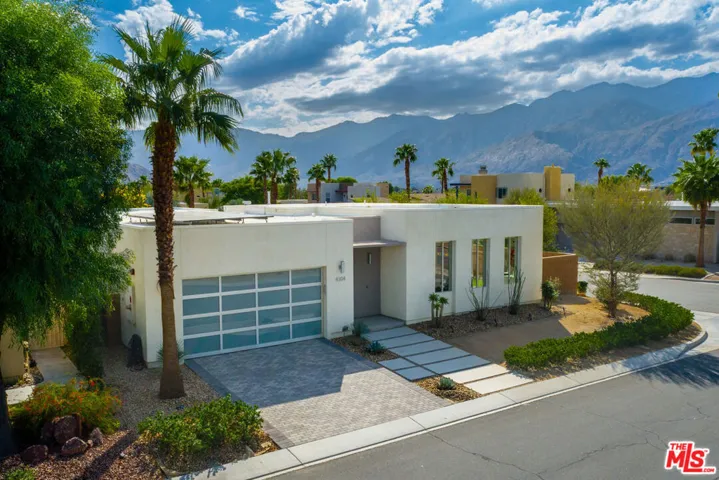 4304 Vantage Lane, Palm Springs, California 92262