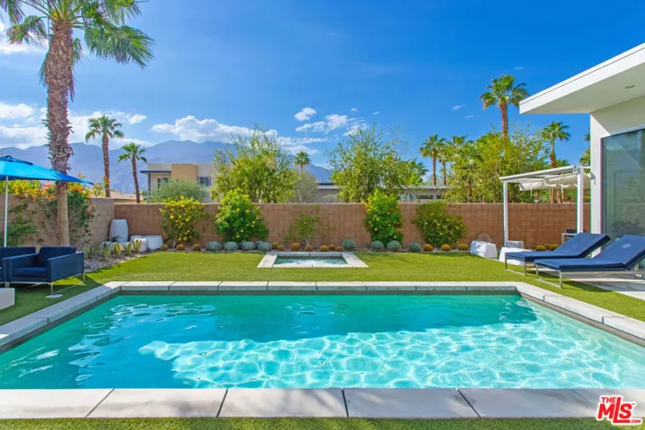 4304 Vantage Lane, Palm Springs, California 92262