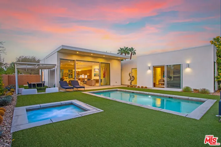 4304 Vantage Lane, Palm Springs, California 92262