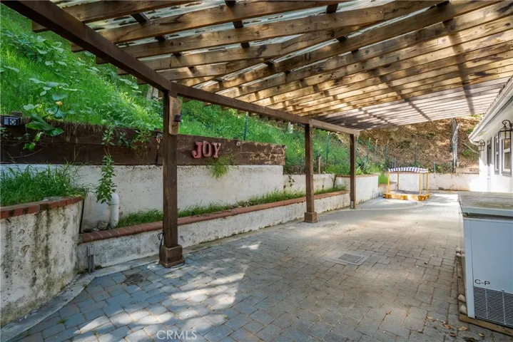 3791 Multiview Drive, Los Angeles, California 90068
