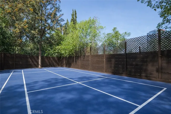 3791 Multiview Drive, Los Angeles, California 90068