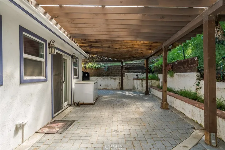 3791 Multiview Drive, Los Angeles, California 90068