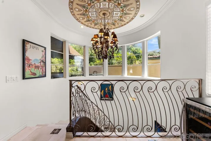 7157 Fay Ave, La Jolla, California 92037