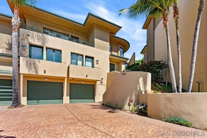 7157 Fay Ave, La Jolla, California 92037