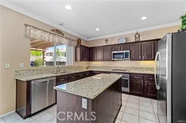 9453 Mountain Shadows, Rancho Cucamonga, California 91730