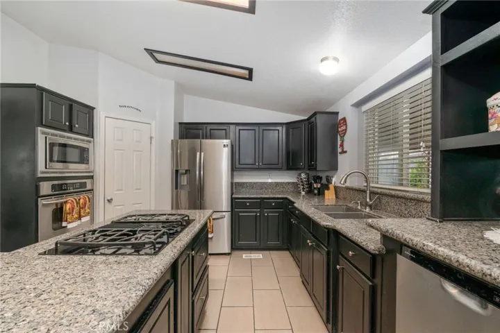 16860 Slover, Fontana, California 92337