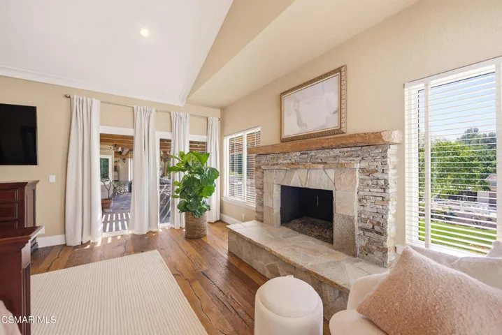6007 Colodny Dr Agoura Hills-49