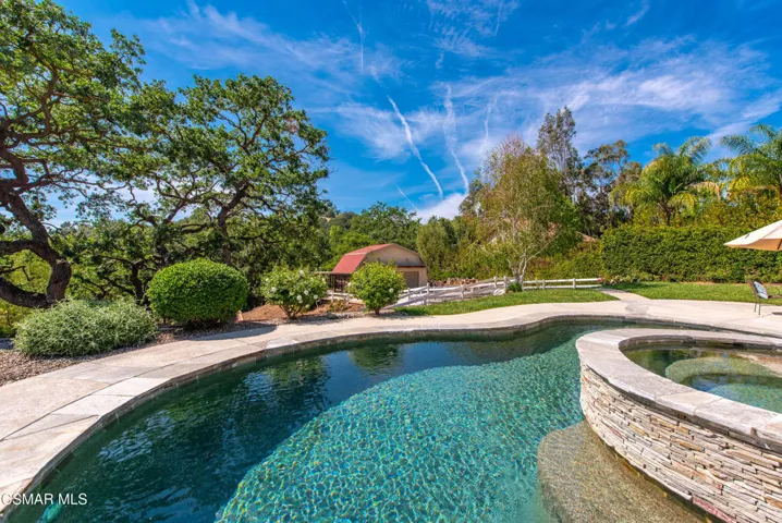 6007 Colodny Dr Agoura Hills-103