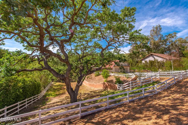 6007 Colodny Dr Agoura Hills-100