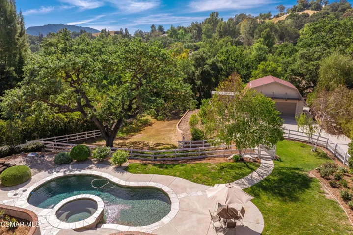 6007 Colodny Dr Agoura Hills-128