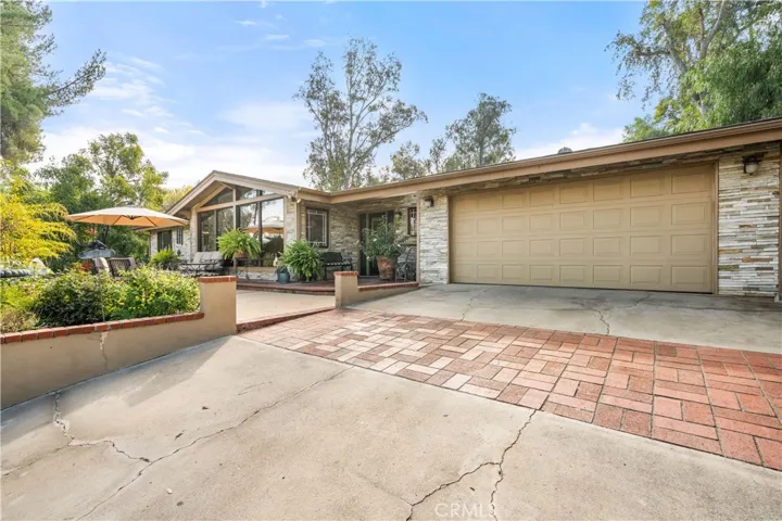 5051 Victoria Avenue, Riverside, California 92506