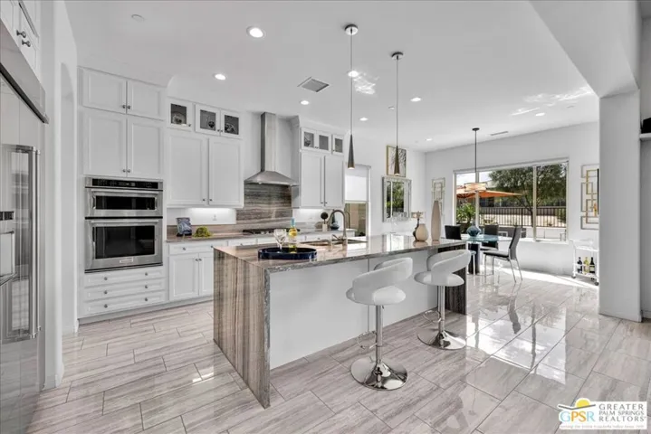 Chef's Kitchen with waterfall