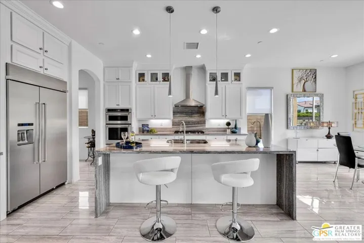 Built-In Kitchen Aid Appliance