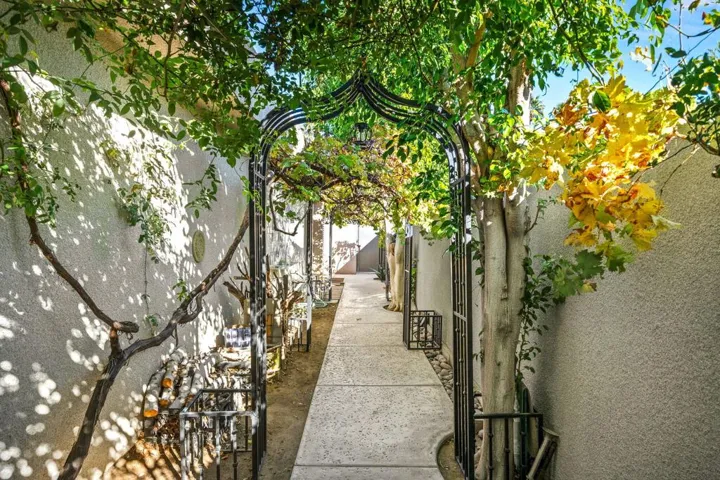54-web-or-mls-29a