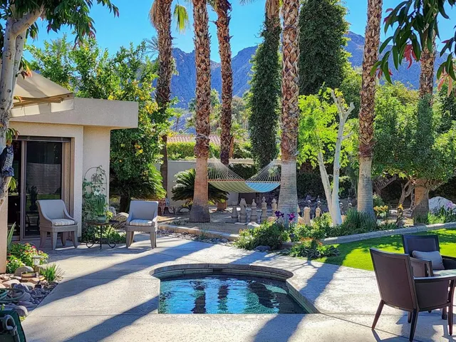 12-web-or-mls-10 swim spa and palms