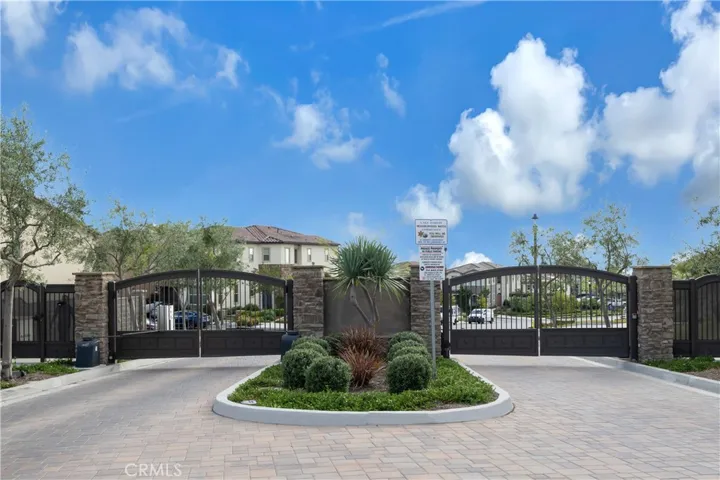 Gated community of Ironridge